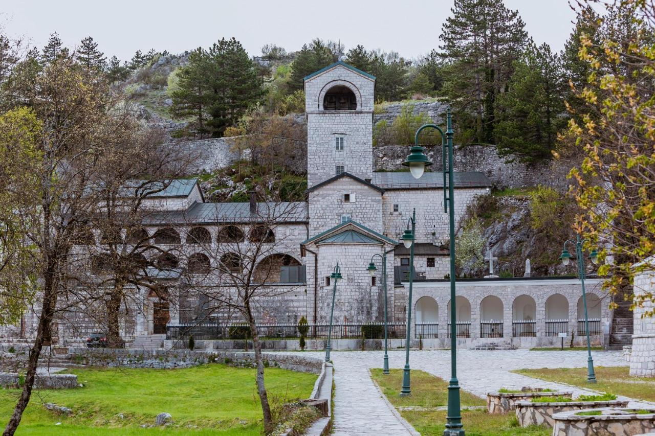 Hotel Dapcevic Cetinje Exterior foto